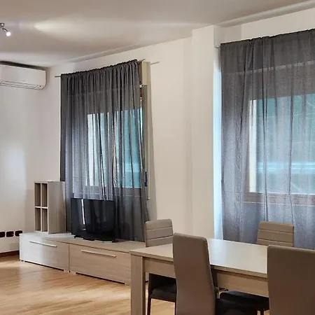 Rotolo 203 Apartment *